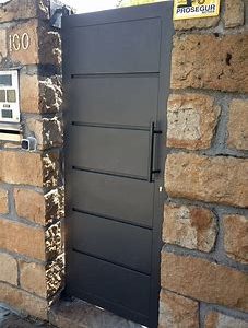 puertas con bandejas horizontales